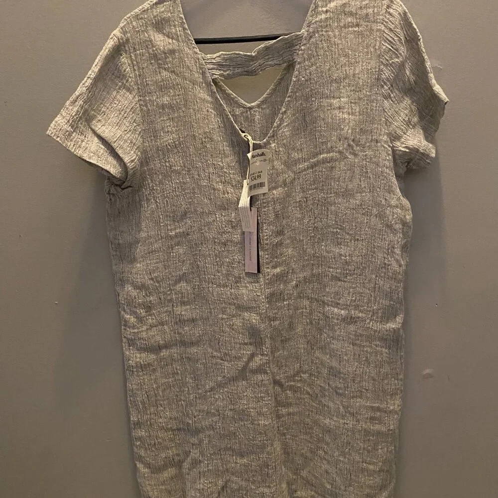 Ladies Dress - Picture 4 of 5